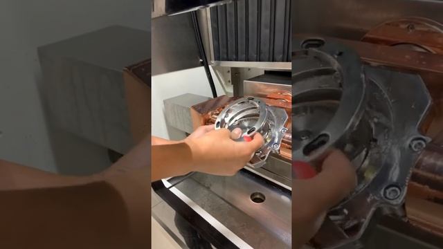 X-600 dental milling machine doing titanium implant abutment смотреть онлайн