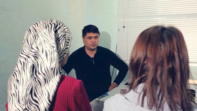 ДАХШАТ ОТАСИ ЗУРЛАГАН КИЗ БОР ХАКИКАТНИ АЙТИБ БЕРДИ МАНА КУРИНГ... смотреть онлайн