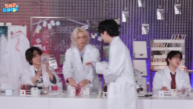 [Русская озвучка by Ayka] SKZ CODE (Сомнительная лаборатория) #2 - Эп. 48 смотреть онлайн