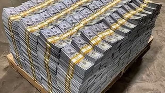 С НОВЫМ 2021 ГОДОМ МОХЬМАД ЧТОБЫ ЭТИ ПАЛЕТЫ С ДОЛЛАРАМИ РАДОВАЛИ ТЕБЯ ВЕСЬ ЭТОТ ГОД ИЗОБИЛИЕМ АМИН🕋 смотреть онлайн