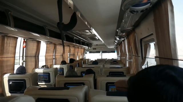 Travel Log 4 : Review of Faisal Movers Business Class Bus Service смотреть онлайн