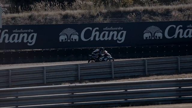 Yamaha UMA Racing / Amber Torres Garcia / 4K Movie / Buriram Thailand Final Race смотреть онлайн