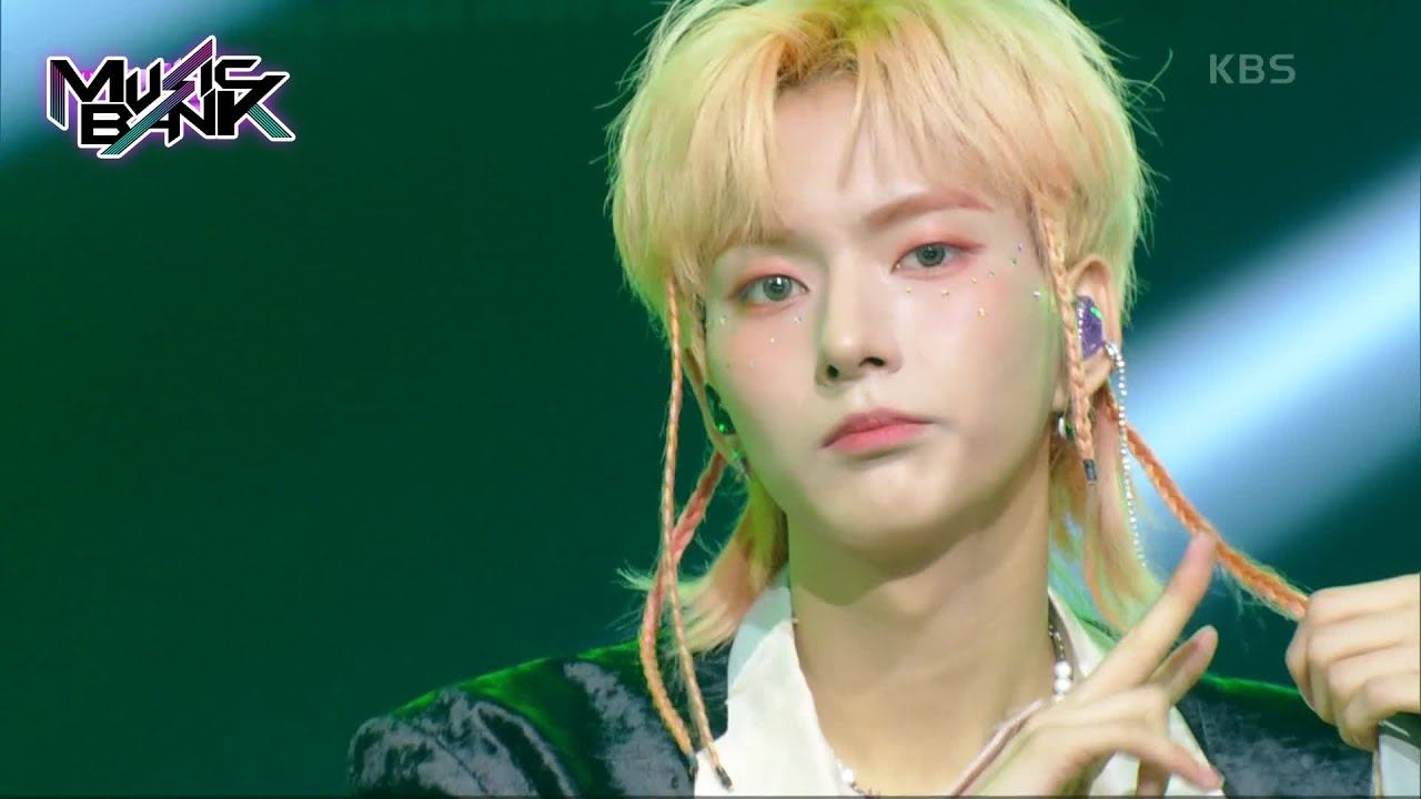 Hair Cut - Xdinary Heroes [Music Bank] | KBS WORLD TV 221125 смотреть онлайн