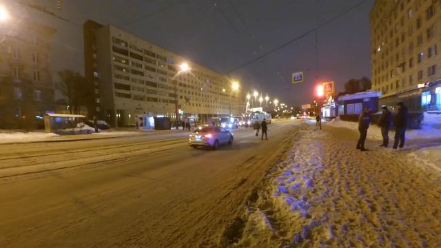Трамвай "5040 по 61 у м. пл. Мужества" Петербурга 11-***: ЛВС-86К 5040 по №61 (31.12.21) смотреть онлайн