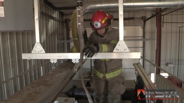 Aircraft Rescue Fire Fighting - Resupply an ARFF Vehicle with Water смотреть онлайн