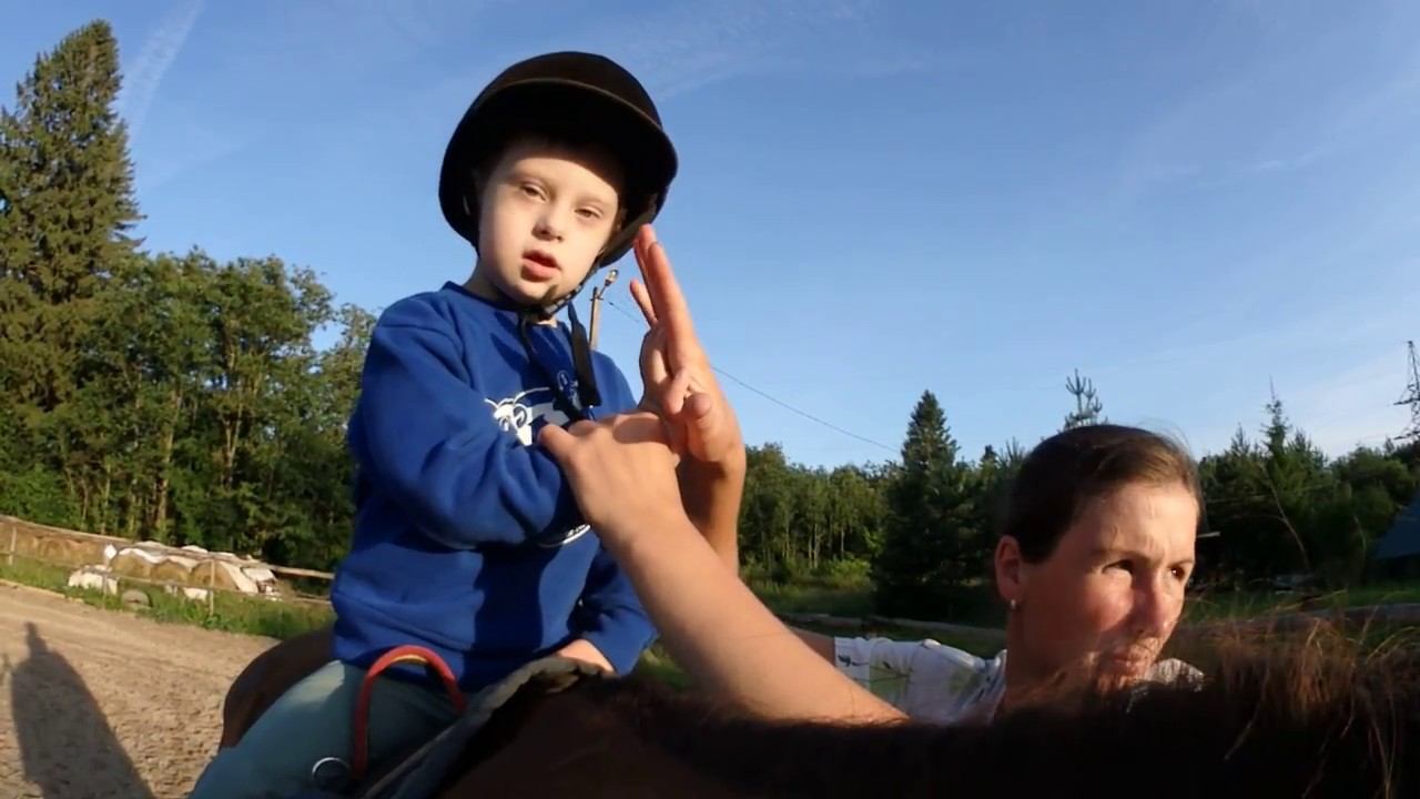 Иппотерапия. КСК КИКЕРИНО смотреть онлайн