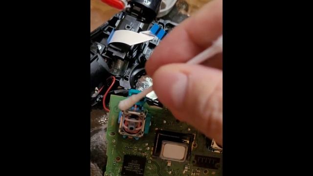 Как устранить дрифт стиков на dualsense от ps5 смотреть онлайн