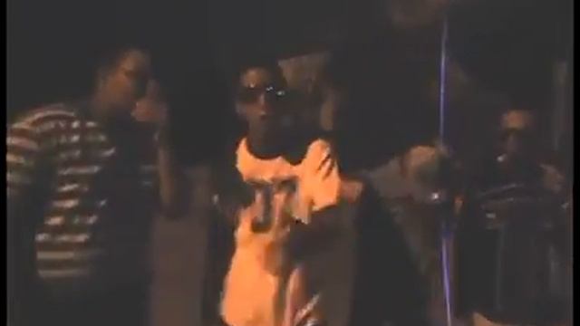 hk.3 freestyle en el barrio.....Hip Hop cumana смотреть онлайн