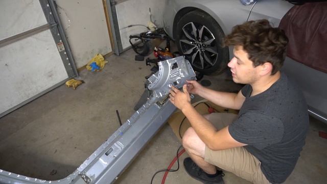Rebuilding a 2016 SALVAGE Auction Porsche 981! Donor Part Removal!! Part 6 смотреть онлайн