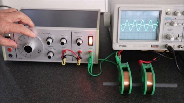 Transformer waveform at resonance (NCPQ) смотреть онлайн