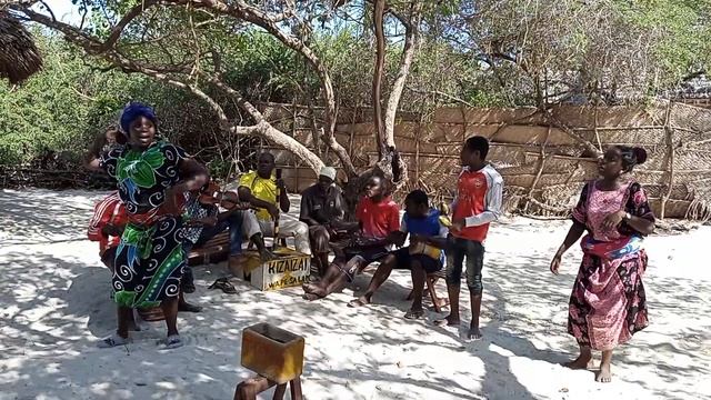 local music and dance in Zanzibar смотреть онлайн