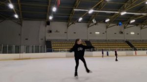 ВРАЩЕНИЯ В ФИГУРНОМ КАТАНИИ ⛸️ | Базовые вращения🌪️ | Пытаюсь делать вращения//