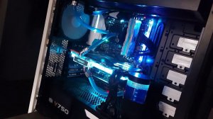 Gigabyte : RGB Fusion