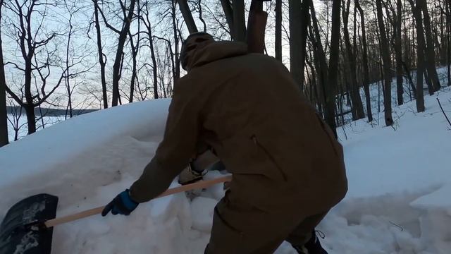 Cozy log cabin overnight, Bushcraft off grid, Work with the stove смотреть онлайн