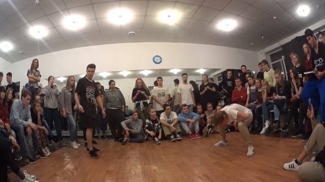 1/4 Electro Dance vs Hip-Hop | Myax vs Циркуль | Oh My Style • Zoo Mystery Vol.2 смотреть онлайн