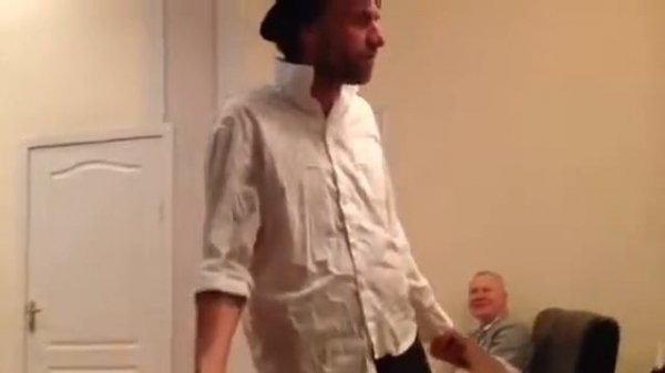 Алексей Рафиев читает стихи