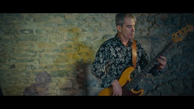 ANGEL CELADA Sad and Lonely смотреть онлайн
