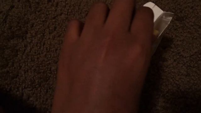 Unboxing a yellow spinner смотреть онлайн