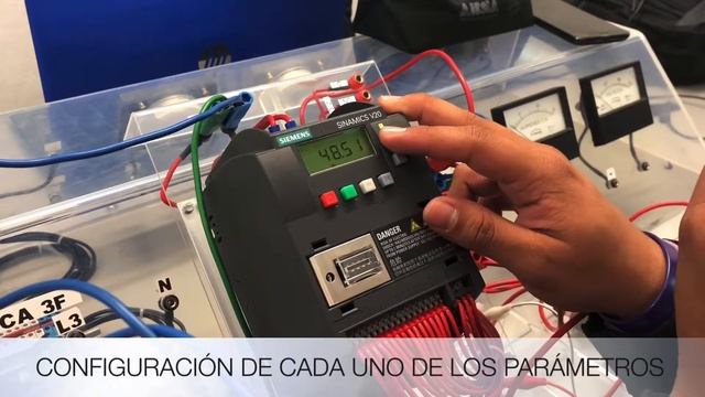 CONTROL DE MOTOR CON V20 DE SIEMENS смотреть онлайн