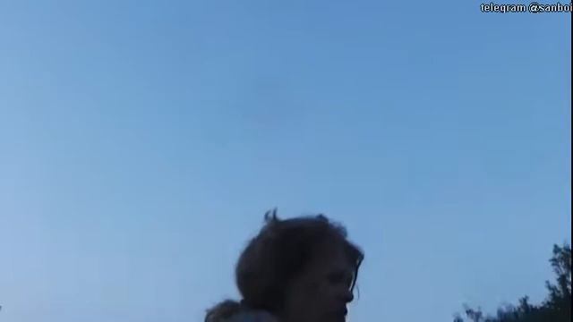 Бросает жену за три огурца смотреть онлайн