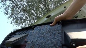 снимаем обивку крышки багажника + как подключил камеру заднего вида / VW polo sedan