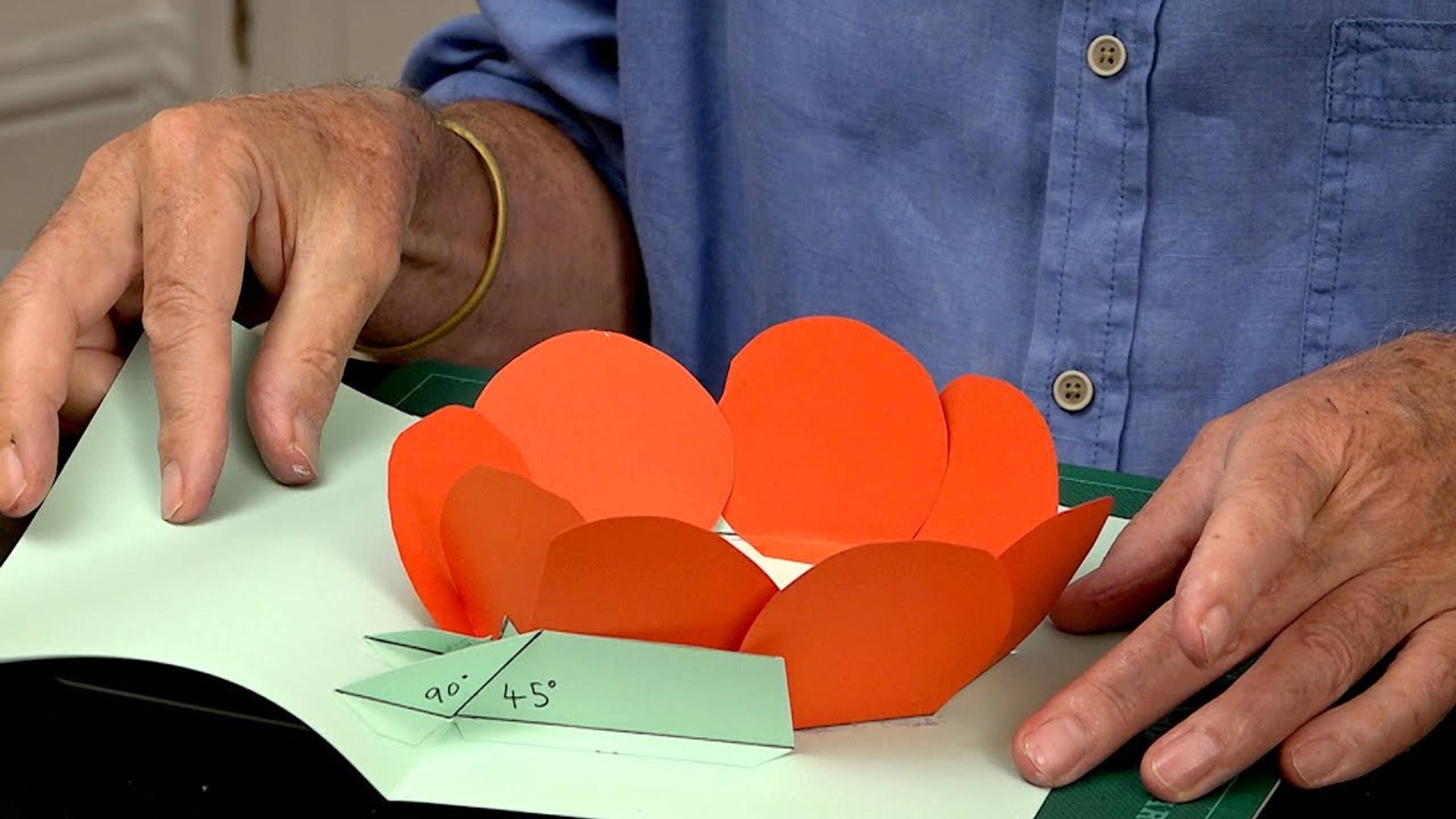Pop-Up Tutorial 55 - Opening Flower - Type 3 смотреть онлайн