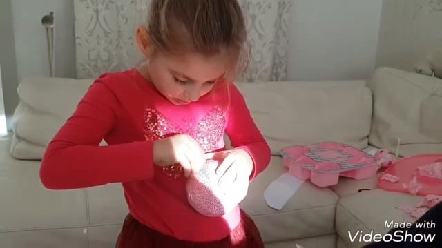 Распаковка LOL Surprise смотреть онлайн
