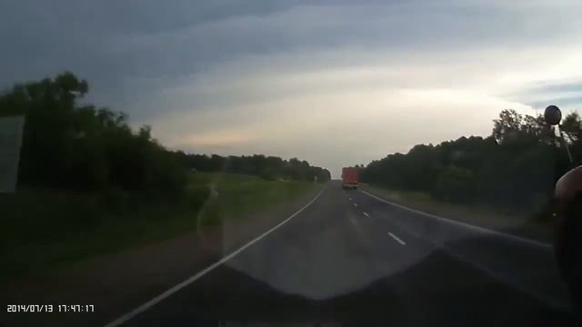 Эпичный двойной обгон! смотреть онлайн