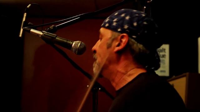 Cobalt Blue - Train (Live @ Phat Kats) смотреть онлайн