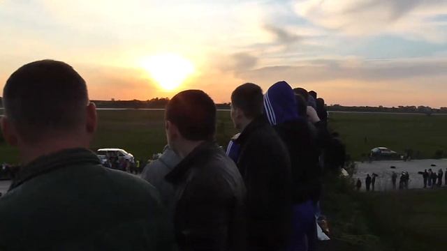 Mitsubishi Evolution 9 VS Mercedes SLR 500 Drag Racing by Indigo RC in BC смотреть онлайн