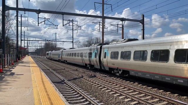 Amtrak Acela Express Trains @ 150 MPH Through Princeton Junction, NJ (3/4/24) смотреть онлайн