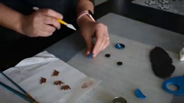 Mickey Mouse cake تحضيرات عيد الميلاد 👌🏻كيكة ميكي ماوس بطريقة راقية و ديزاين смотреть онлайн