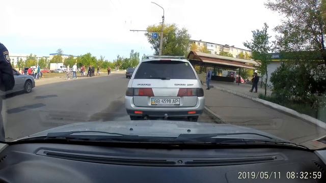 Северодонецка ярмарка. Стоянка на выезде с прилегающей территории. смотреть онлайн