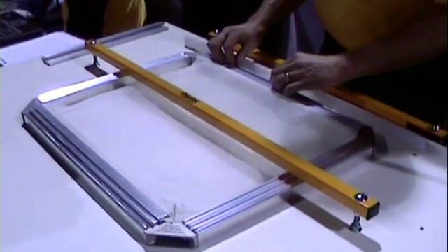 Screen Printing: Stretching Screens With Easy Frame смотреть онлайн