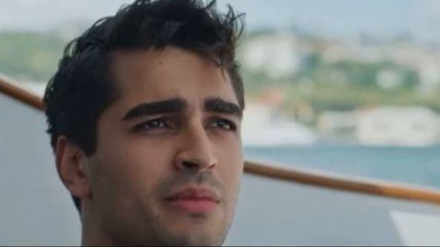 ЗНАМЕНИТАЯ АКТРИСА! Вот как выглядит жена турецкого актера - Мерт Рамазан Демир