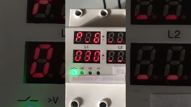 Three Phase Voltage and Current protector смотреть онлайн