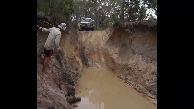 Bremach T-Rex on Old Telegraph Track, Austalia смотреть онлайн