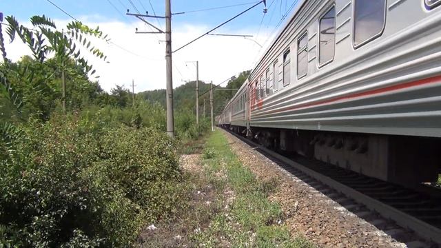2ЭС4К-081 с поездом №462 Адлер — Уфа смотреть онлайн