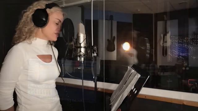 All by myself (cover by Celine Dion) смотреть онлайн