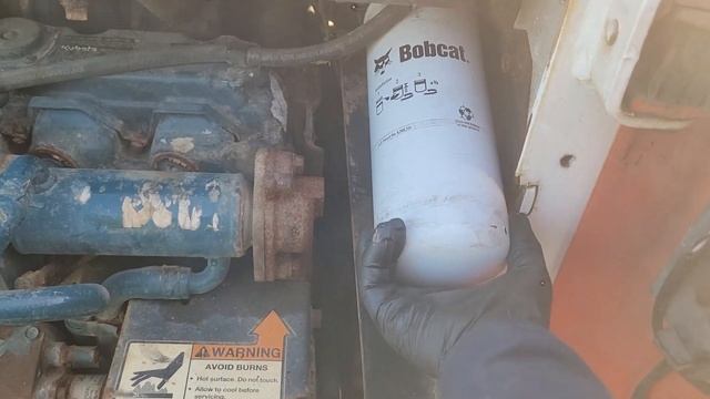 S185 Bobcat || How to Hydraulic Change Oil смотреть онлайн