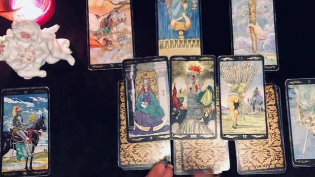 «Кого он выберет в любовном треугольнике?🤷♀️🔺» смотреть онлайн