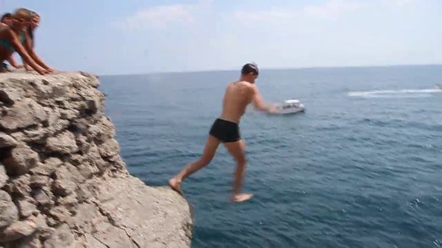 Новый свет. Тропа Голицина. Прыжок в воду смотреть онлайн