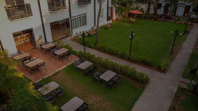 La Vaiencia Beach Resort, Goa, India смотреть онлайн