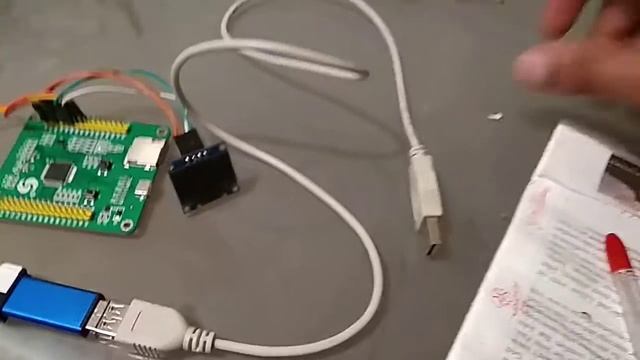 SSD1306 STM32F смотреть онлайн