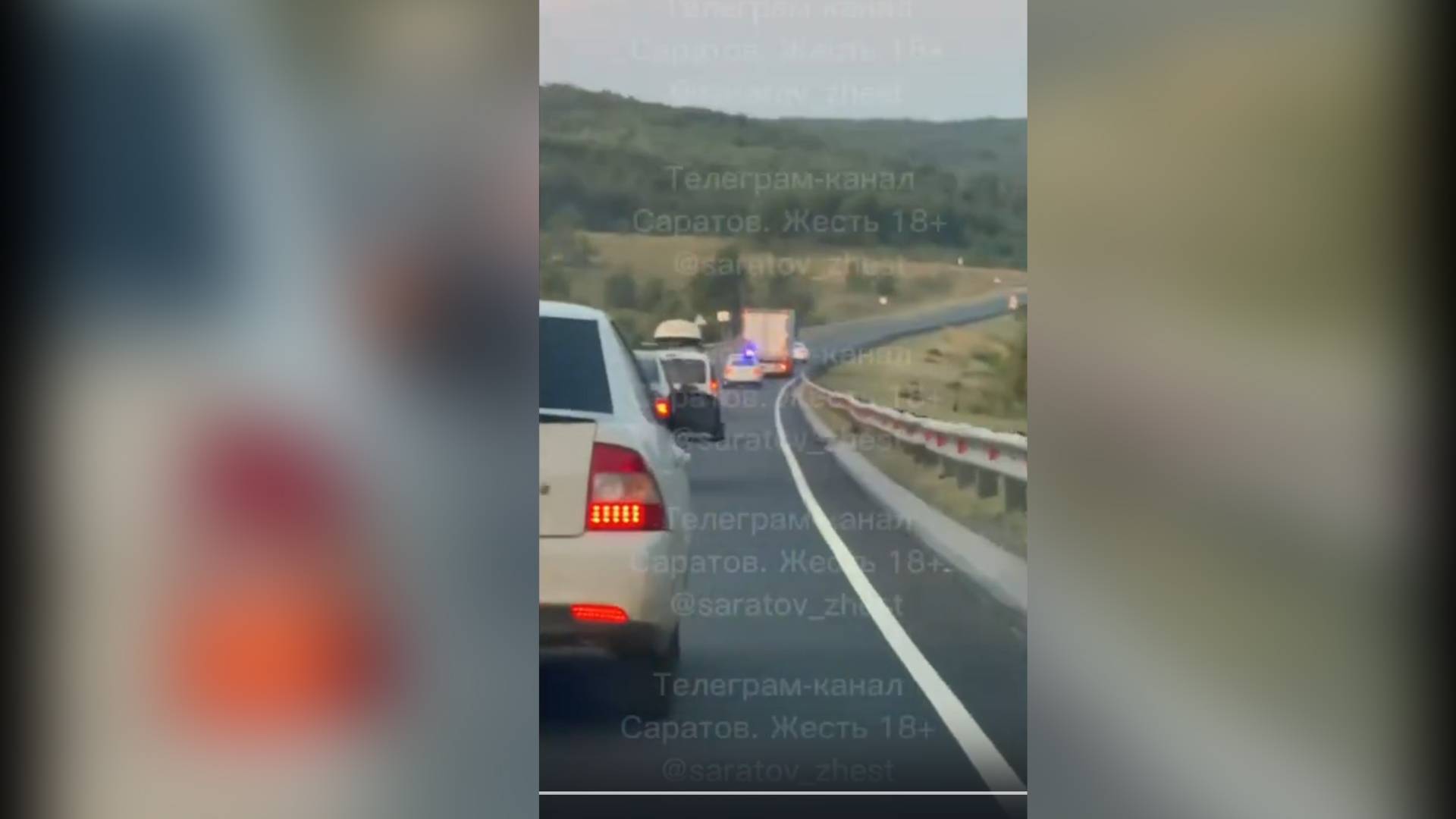 В Саратовской области полиция 200 километров гнала фуру по трассе и простреливала ей колёса смотреть онлайн