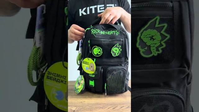 Рюкзак Kite Education teens Rick and Morty 42x29x17 см, 17 л, чорний (RM24-2587M) смотреть онлайн
