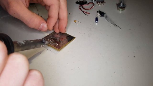 Electronic project | Atari punk console using NE556 | Mini synthesizer| Adapted for beginners смотреть онлайн