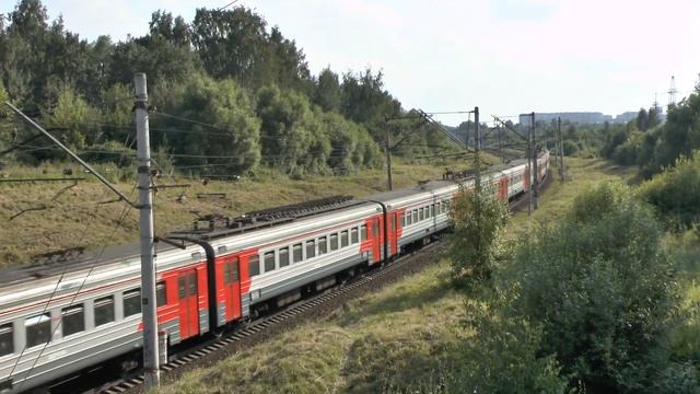 Электропоезд ЭД2т-0013 смотреть онлайн
