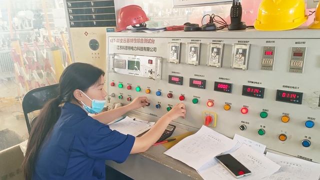 Strict factory test for power transmission and distribution transformer produced by our factory смотреть онлайн
