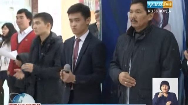 Назарбаев Зияткерлік мектебі ұйымдастырған домбырашылар флеш-мобы смотреть онлайн